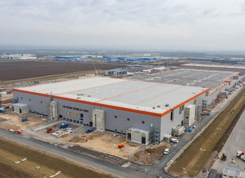 不差錢 寧德時(shí)代去年凈利暴漲9成,賬上坐擁超1900億,研發(fā)人均年薪37萬