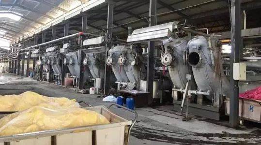 鄰鎮(zhèn)一工廠突發(fā)通知 最多只能撐一個月,所有工人自謀出路